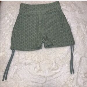 Sage green booty scrunch shorts S